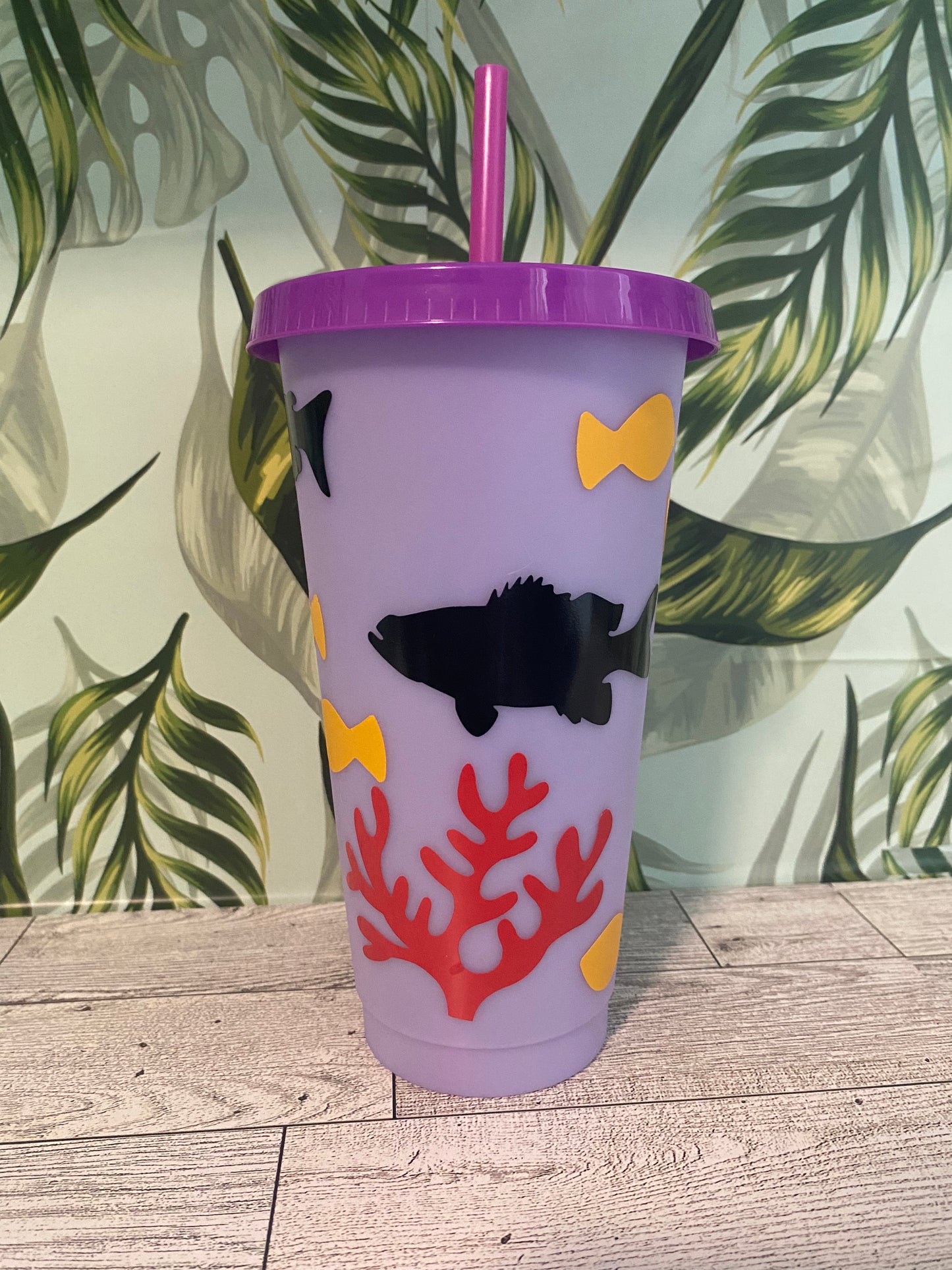 24 OZ Color Changing Plastic Cup- Skip a Straw Save a Turtle